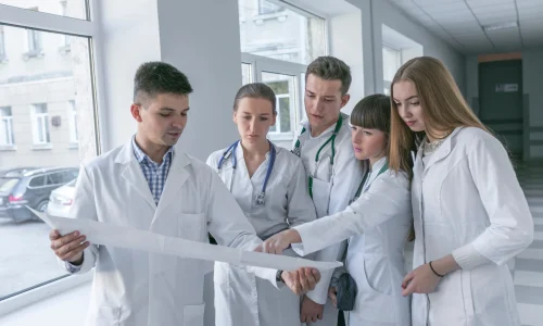 Group of clinics and pharmacy